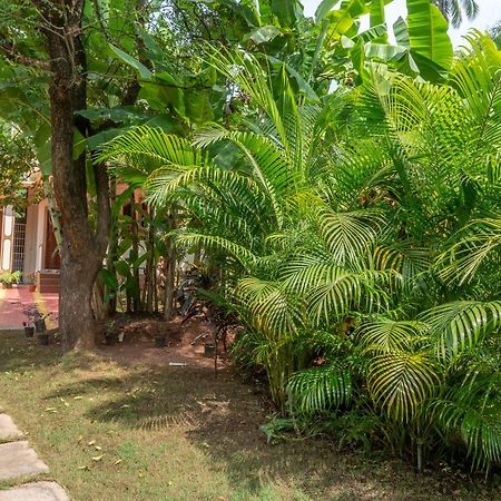 Martinet Vagator Guest House Bagian luar foto