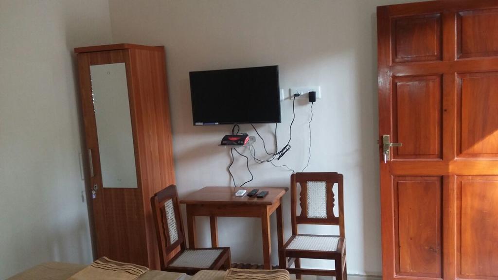 Martinet Vagator Guest House Bagian luar foto
