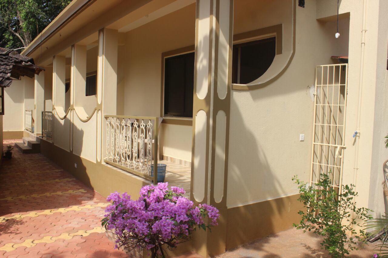 Martinet Vagator Guest House Bagian luar foto
