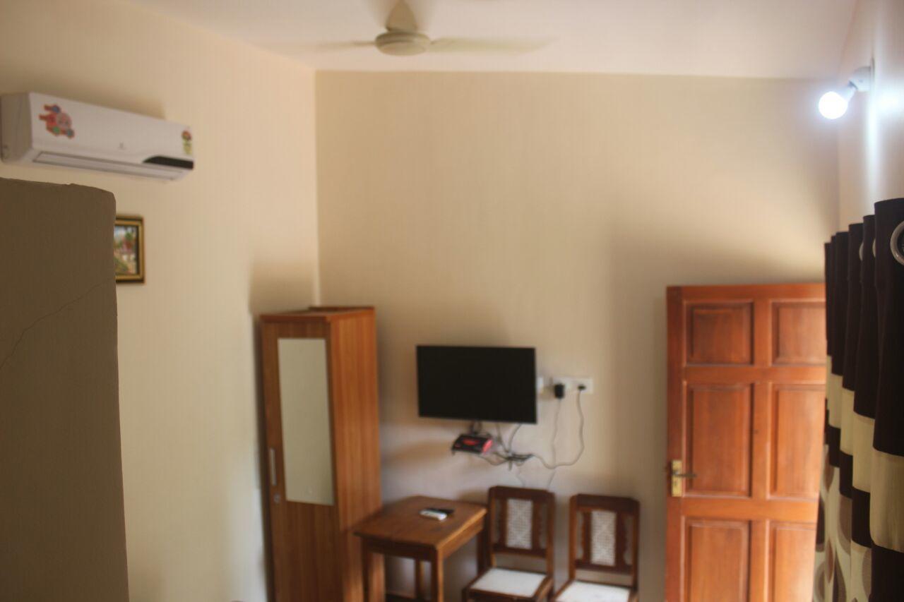Martinet Vagator Guest House Bagian luar foto