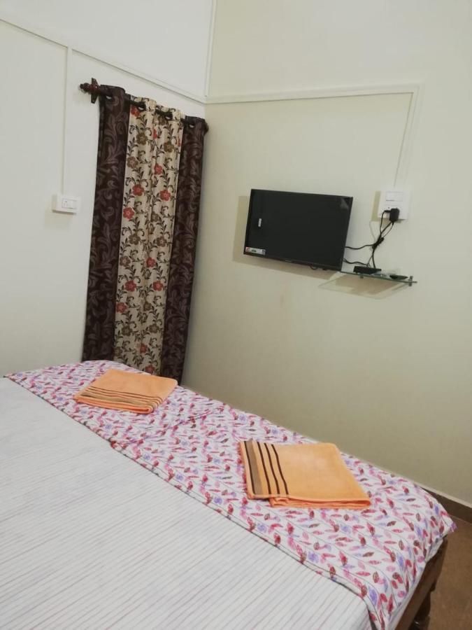 Martinet Vagator Guest House Bagian luar foto